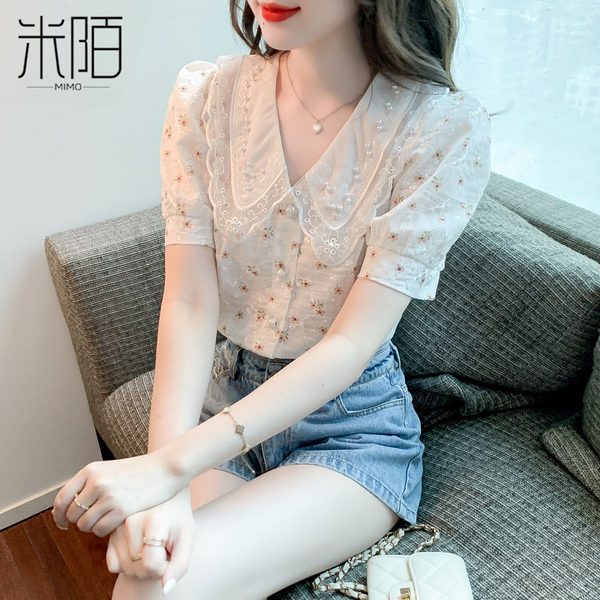 เสื้อลูกไม้ แขนสั้น
