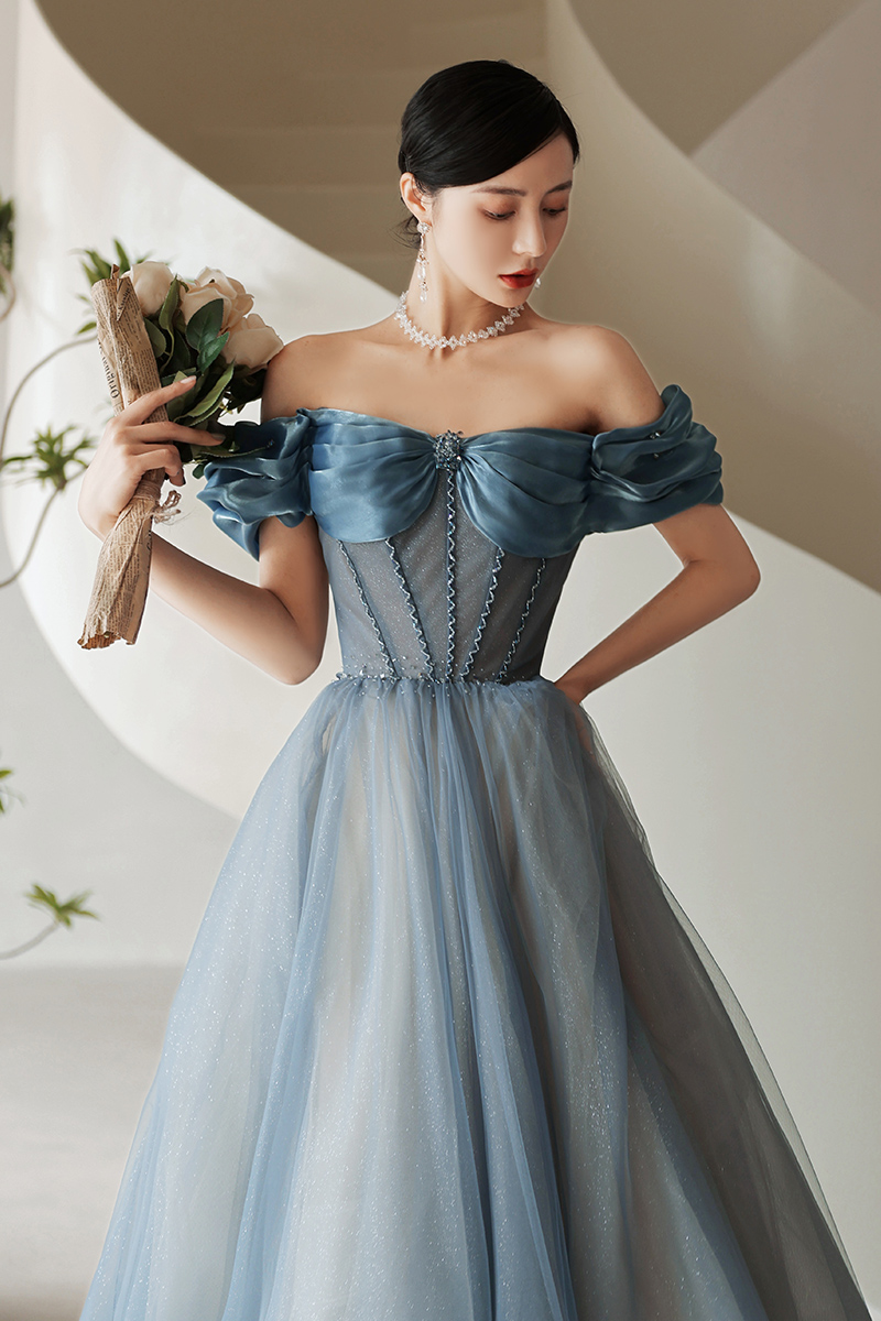 ชุดราตรี ชุดราตรีสวยหรู แบบ ทันสมัย Evening dress