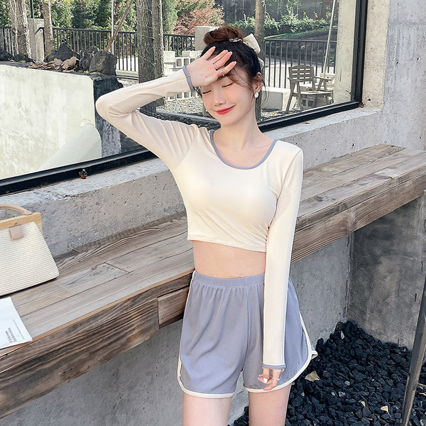 ชุดว่ายน้ำผู้หญิง ชุดว่ายน้ำน่ารัก Bikini ชุดไปทะเล