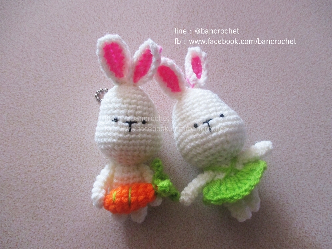 พวงกุญแจกระต่ายคู่รัก สีเขียว