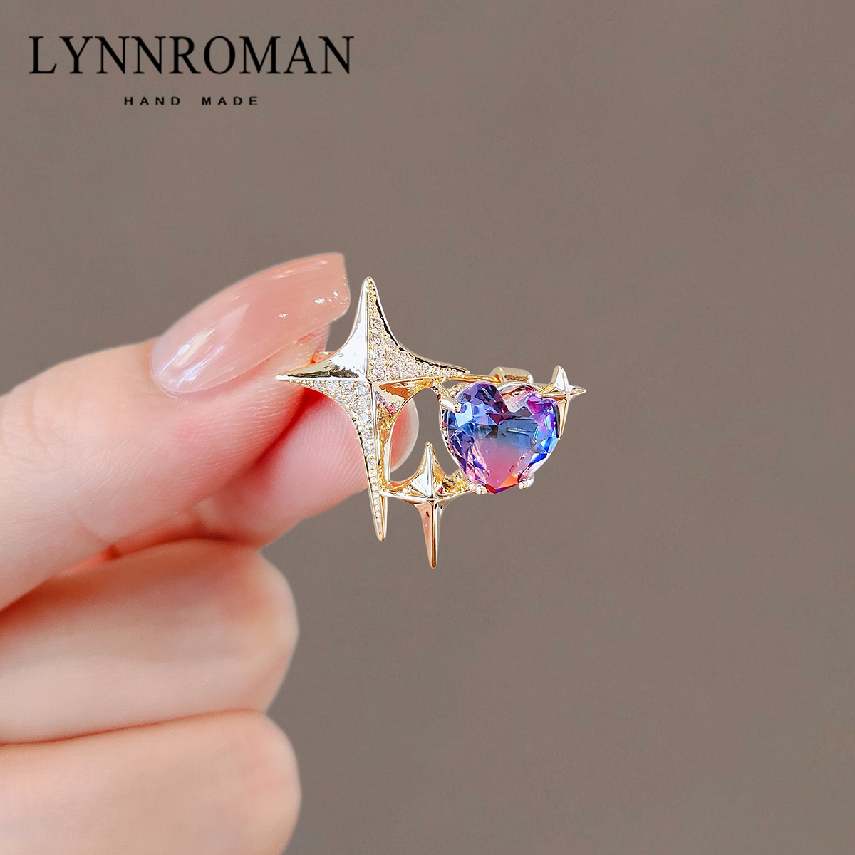 เข็มกลัด เข็มกลัดสวยๆ เข็มกลัดติดเสื้อ Brooch
