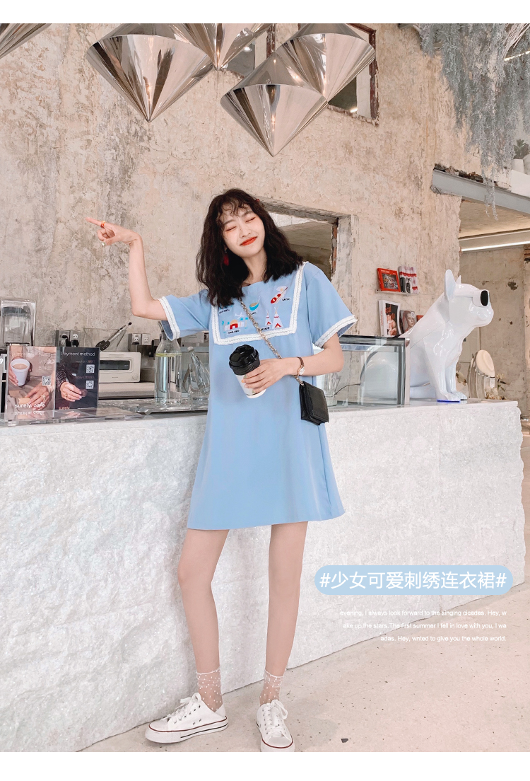 Dress4555 เดรสน่ารักสีฟ้า ช่วงอกปักลายเก๋ๆ ผ้าคอตตอนสแปนเด็กซ์เนื้อดีหนามีน้ำหนักยืดหยุ่นได้ งานน่ารักดีเทลดีงาม ทรงนี้เบสิคมีติดตู้ไว้ใส่ได้เรื่อยๆ