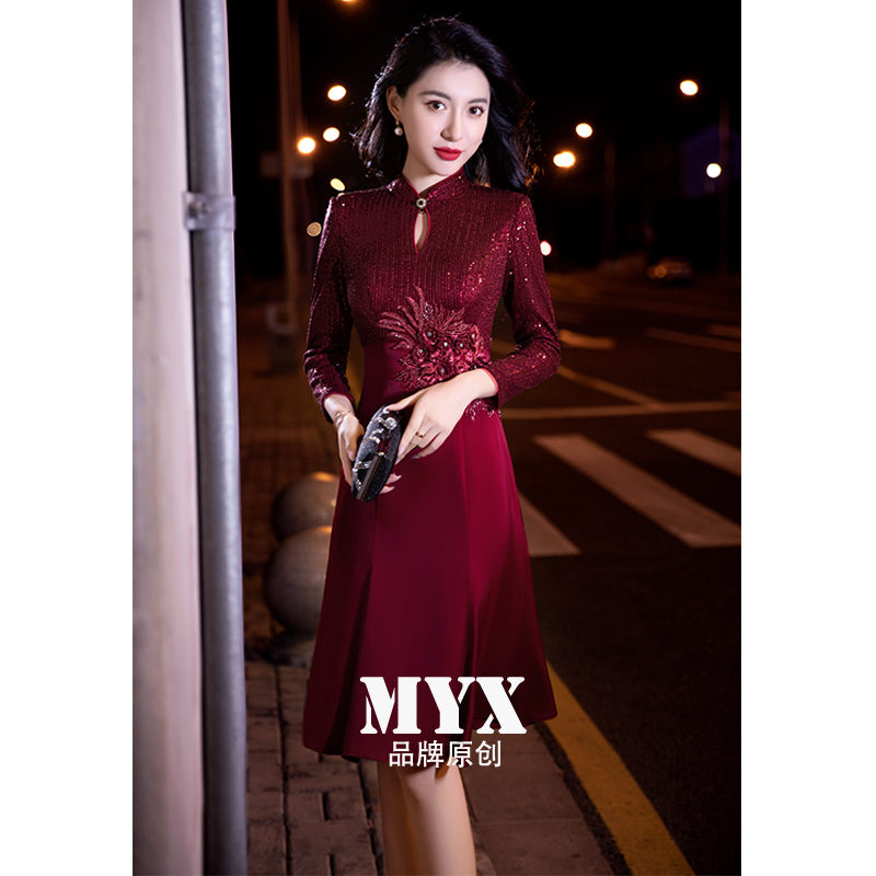 ชุดราตรี ชุดราตรีสวยหรู แบบ ทันสมัย Evening dress