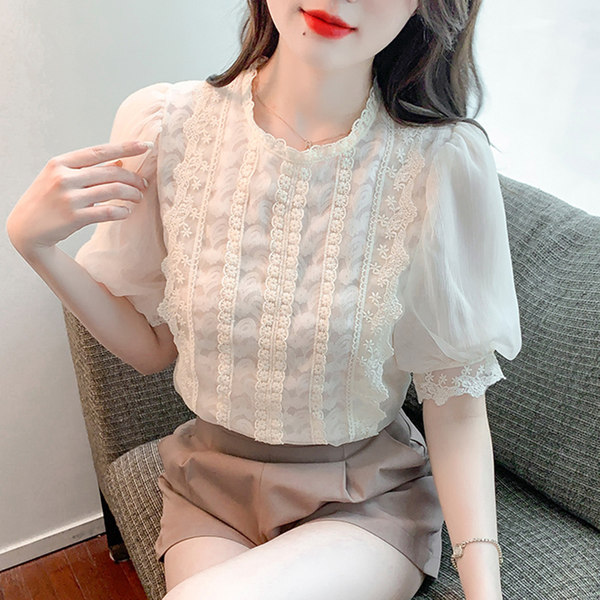 เสื้อลูกไม้ แขนสั้น