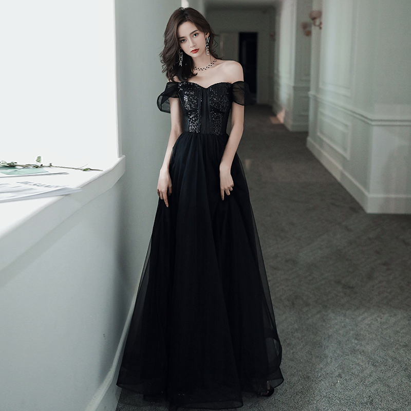 ชุดราตรี ชุดราตรีสวยหรู แบบ ทันสมัย Evening dress