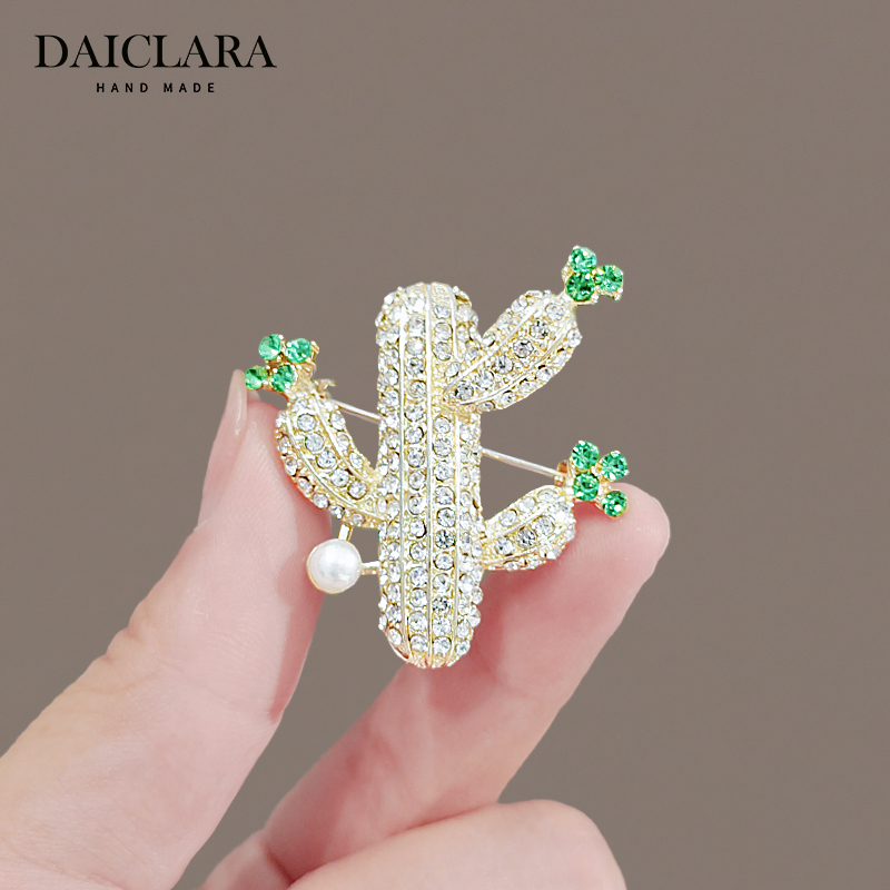 เข็มกลัด เข็มกลัดสวยๆ เข็มกลัดติดเสื้อ Brooch