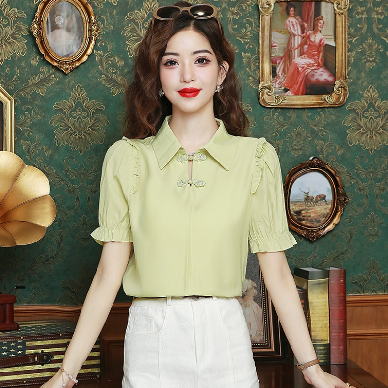 เสื้อเชิ้ตผู้หญิงใส่ทํางาน 390 บาทต่อชิ้น ฟรีค่าจัดส่ง
