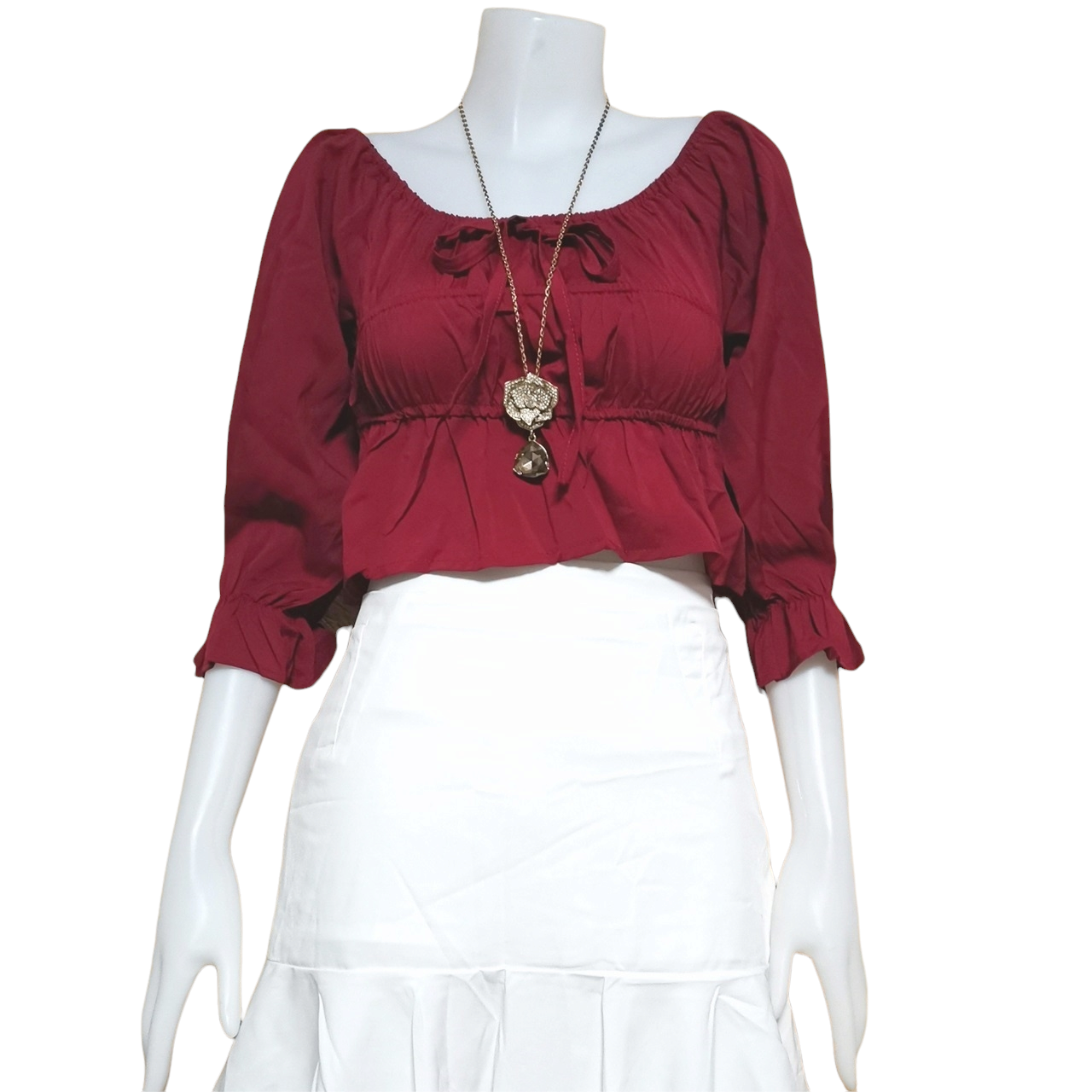 Blouse3914 เสื้อเปิดไหล่แขนสามส่วนดึงยางรอบบ่า ผูกโบว์อก สม็อครอบเอว ใส่เปิดไหล่หรือเกาะไหล่ก็ได้ ผ้าไหมอิตาลีเนื้อดีนุ่มใส่สบายไม่ยับง่าย งานน่ารักแมทช์กับอะไรก็เข้า มี 8 สี สีเนื้อ, ดำ, เขียวมะนาว, เขียวเข้ม, แดงเลือดหมู, โอลด์โรส, ขาว,