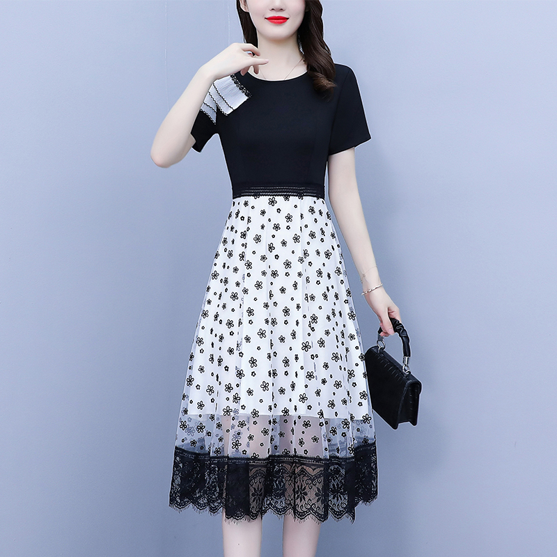 เดรสคนอ้วน เดรสสาวอวบ ชุดเดรสคนอ้วนวัยรุ่นแขนสั้น BY PLUS SIZE Girl