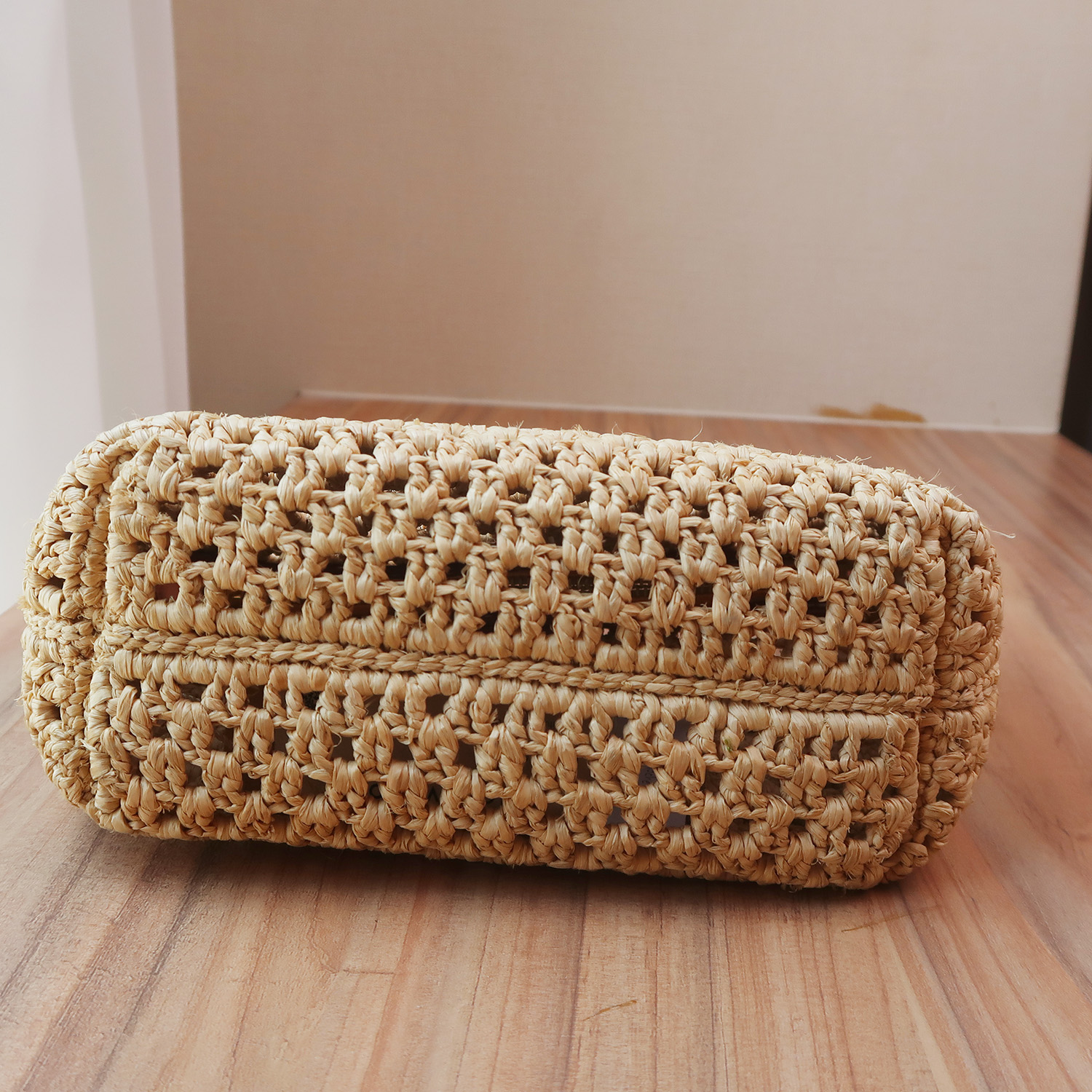 LV Natural Tan Raffia Hills Pochette (พารากอน 8 วัน)