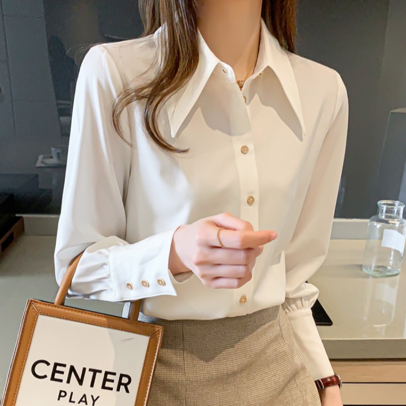 เสื้อเชิ้ตผู้หญิงแขนยาว เสื้อเชิ้ตผู้หญิงใส่ทํางาน 390 บาทต่อชิ้น ฟรีค่าจัดส่ง