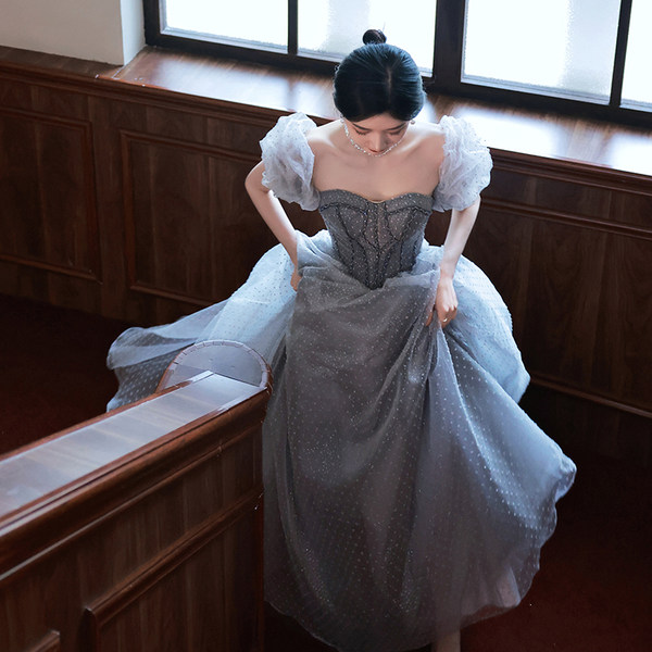 ชุดราตรี ชุดราตรีสวยหรู แบบ ทันสมัย Evening dress