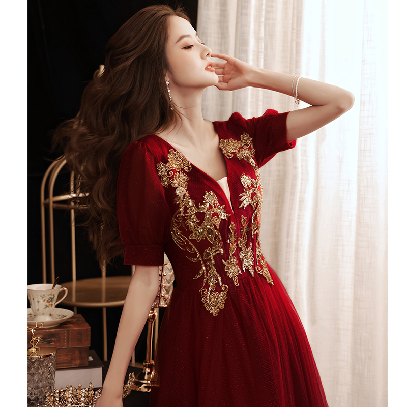 ชุดราตรี ชุดราตรีสวยหรู แบบ ทันสมัย Evening dress
