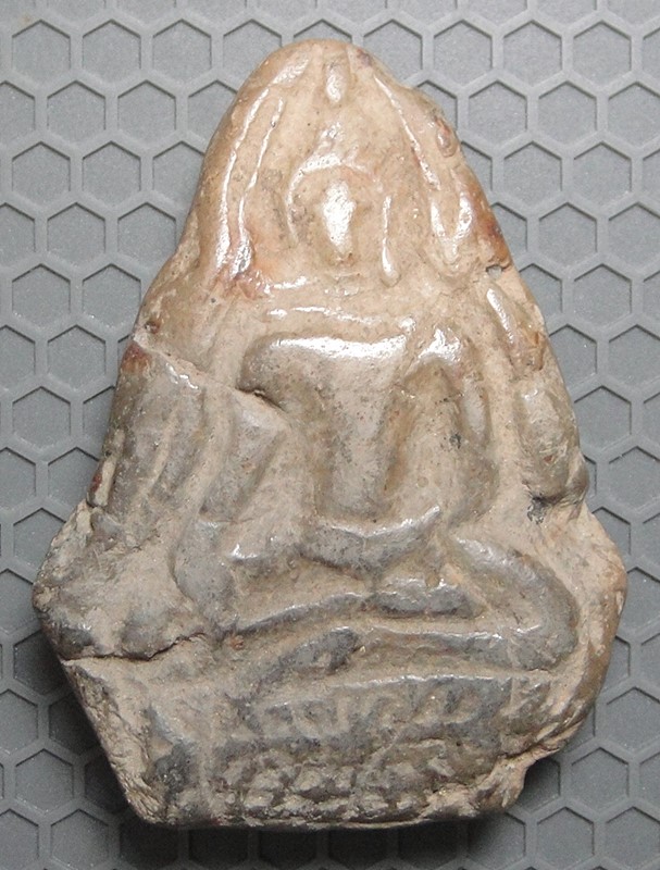 พระกรุบึงสามพัน เนื้อดิน