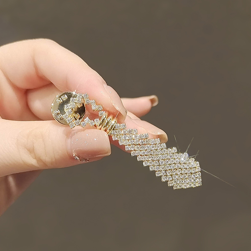 เข็มกลัด เข็มกลัดสวยๆ เข็มกลัดติดเสื้อ Brooch