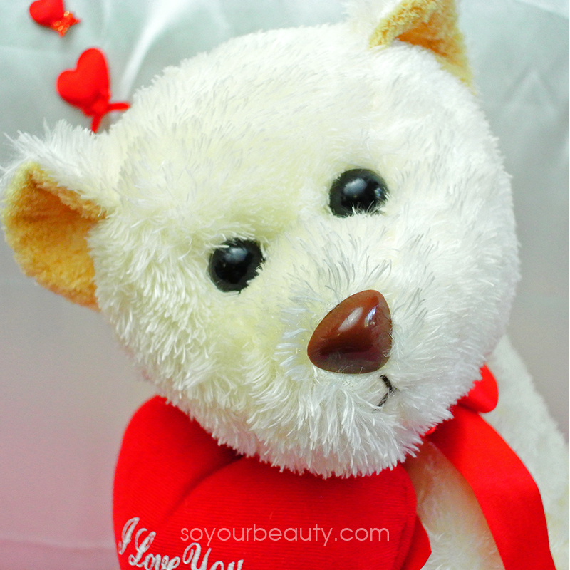 ตุ๊กตาหมีถือหัวใจ