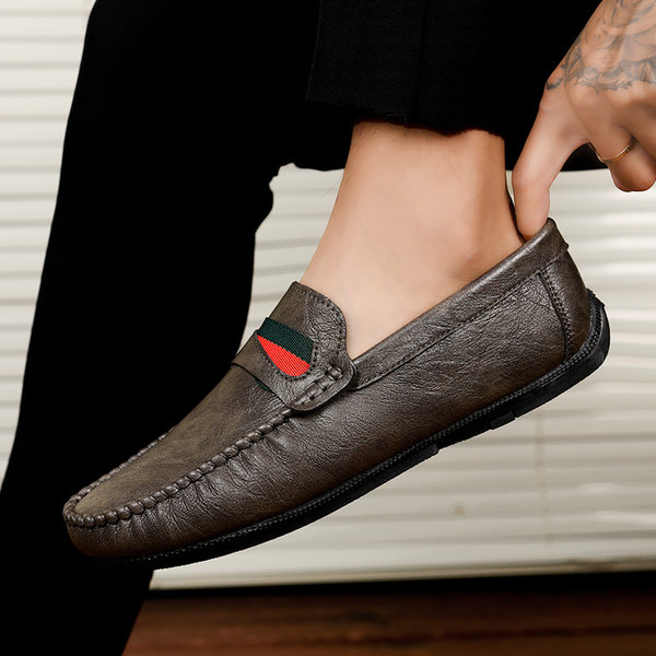 รองเท้าหนังผู้ชาย มีไซส์39-44 รองเท้าโลฟเฟอร์ชาย Slip-On Shoes