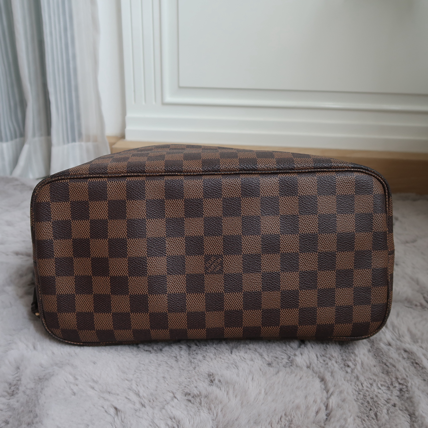 Louis Vuitton Damier Ebene Neverfull MM