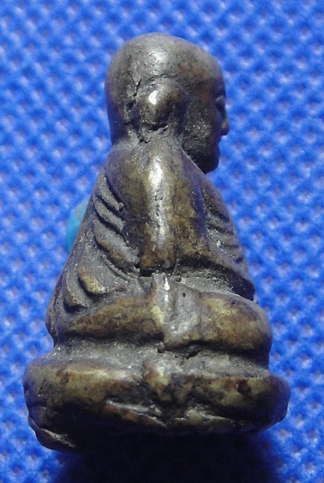 หลวงพ่อเงิน วัดบางคลาน