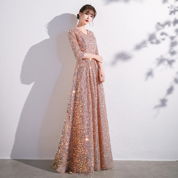 ชุดราตรี ชุดราตรีสวยหรู แบบ ทันสมัย Evening dress