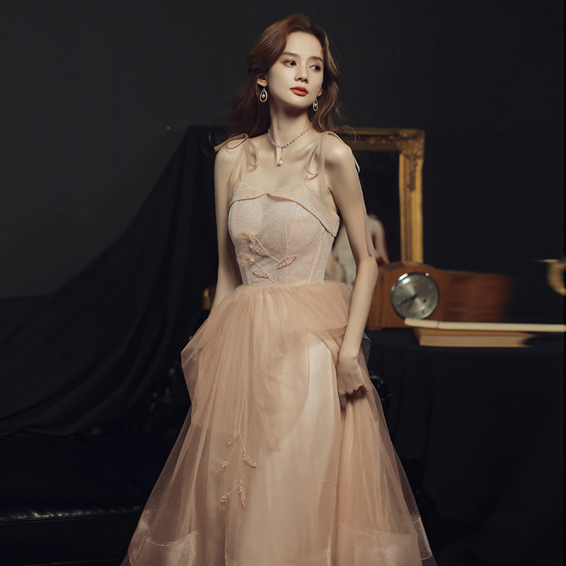 ชุดราตรี ชุดราตรีสวยหรู แบบ ทันสมัย Evening dress