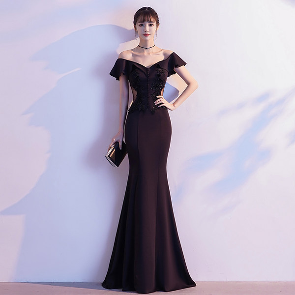 ชุดราตรี ชุดราตรีสวยหรู แบบ ทันสมัย Evening dress
