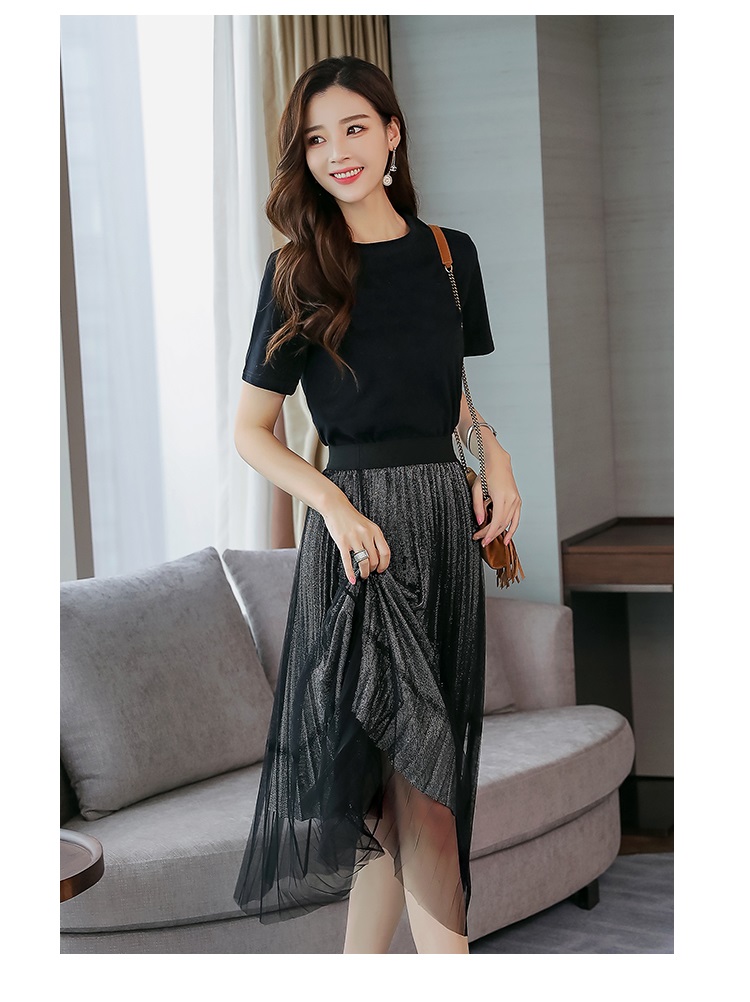 Set_bs1756 ชุดเซ็ท 2 ชิ้น(เสื้อ+กระโปรง) เสื้อยืดสีดำเนื้อนุ่ม+กระโปรงยาวเอวยืดผ้าวิ้งเนื้อนิ่มสีเทาคลุมทับด้วยผ้ามุ้งสีดำ ดีไซน์เก๋ๆ น่ารักดูมีดีเทลไม่ซ้ำใคร แมทช์ได้ลงตัว แยกใส่กับตัวอื่นได้อีกหลายลุค