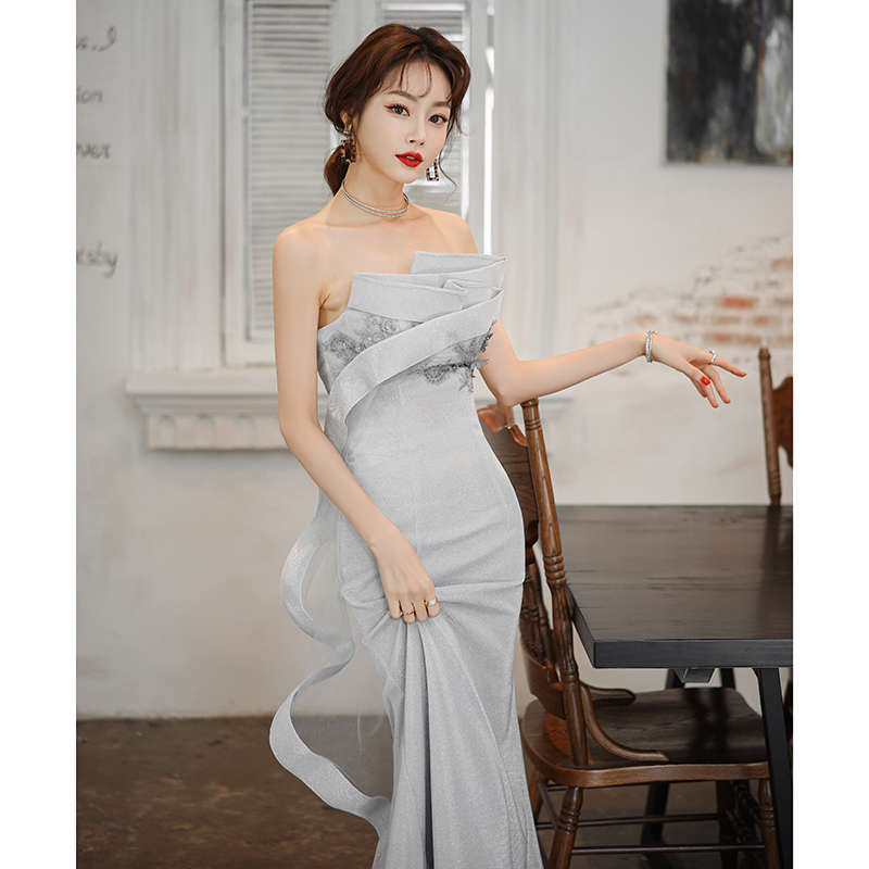 ชุดราตรี ชุดราตรีสวยหรู แบบ ทันสมัย Evening dress