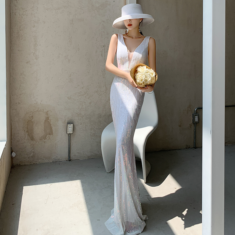 ชุดราตรี ชุดราตรีสวยหรู แบบ ทันสมัย Evening dress