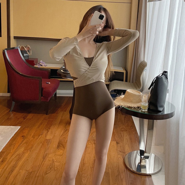 ชุดว่ายน้ำผู้หญิง ชุดว่ายน้ำน่ารัก Bikini ชุดไปทะเล
