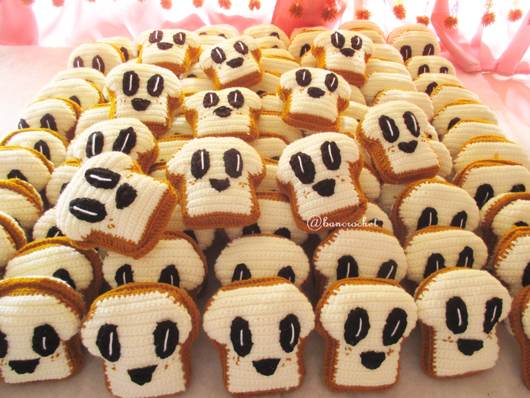 bancrochet ตุ๊กตาขนมปัง bread dolls crochet ขาวครีม 4 นิ้ว/inch