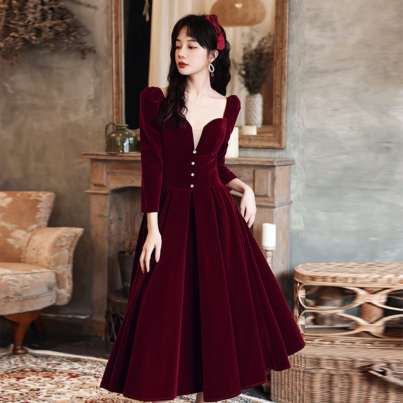 ชุดราตรี ชุดราตรีสวยหรู แบบ ทันสมัย Evening dress