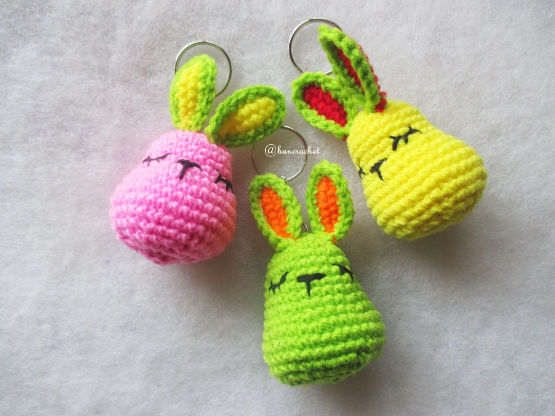 ราคาส่ง พวงกุญแจกระต่าย 3 นิ้ว rabbits amigurumi crochet keychain 3 inches (สำหรับราคาส่ง for wholesale)