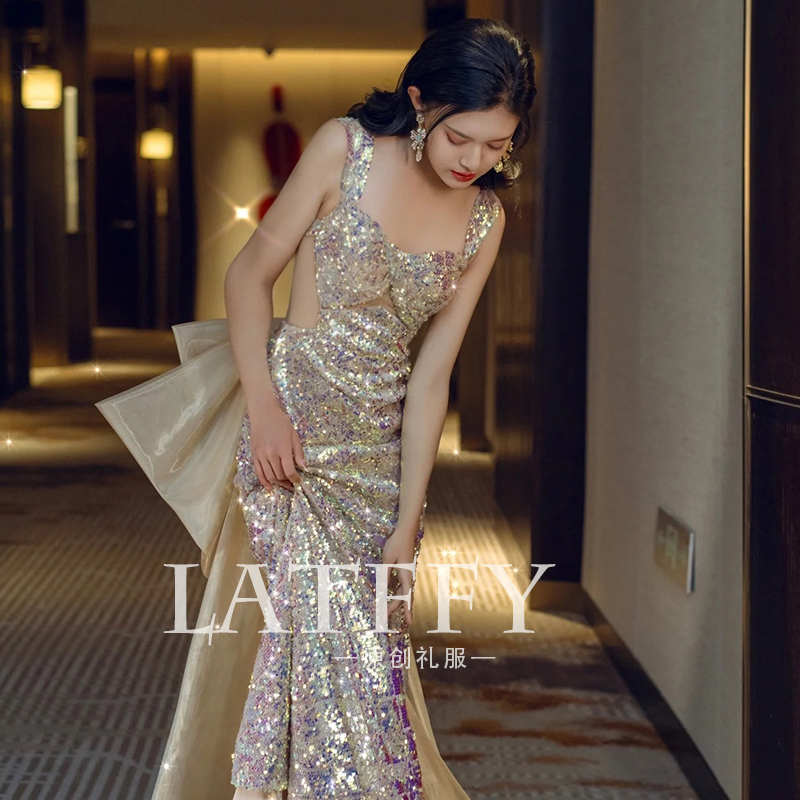 ชุดราตรี ชุดราตรีสวยหรู แบบ ทันสมัย Evening dress
