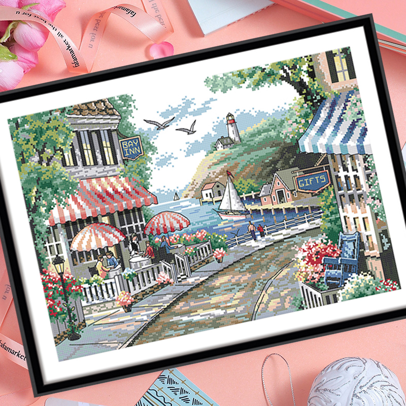 ชุดปักครอสติช รูปบ้าน สอบถามขนาดและสั่งซื้อได้ที่ LINE