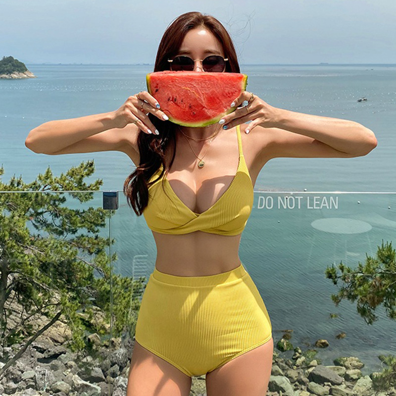 ชุดว่ายน้ำผู้หญิง ชุดว่ายน้ำน่ารัก Bikini ชุดไปทะเล