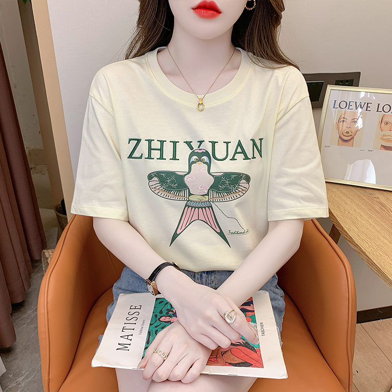 เสื้อผ้าวัยรุ่นเกาหลี เสื้อยืดวัยรุ่นผู้หญิง มีขนาด S M L XL