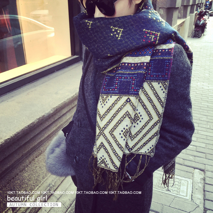ผ้าพันคอ/ผ้าคลุมไหล่ กันหนาว ลายเก๋ๆ จะใส่คลุมหรือพันคอ ก็เก๋ พร้อมส่งเลยจ้า same pic