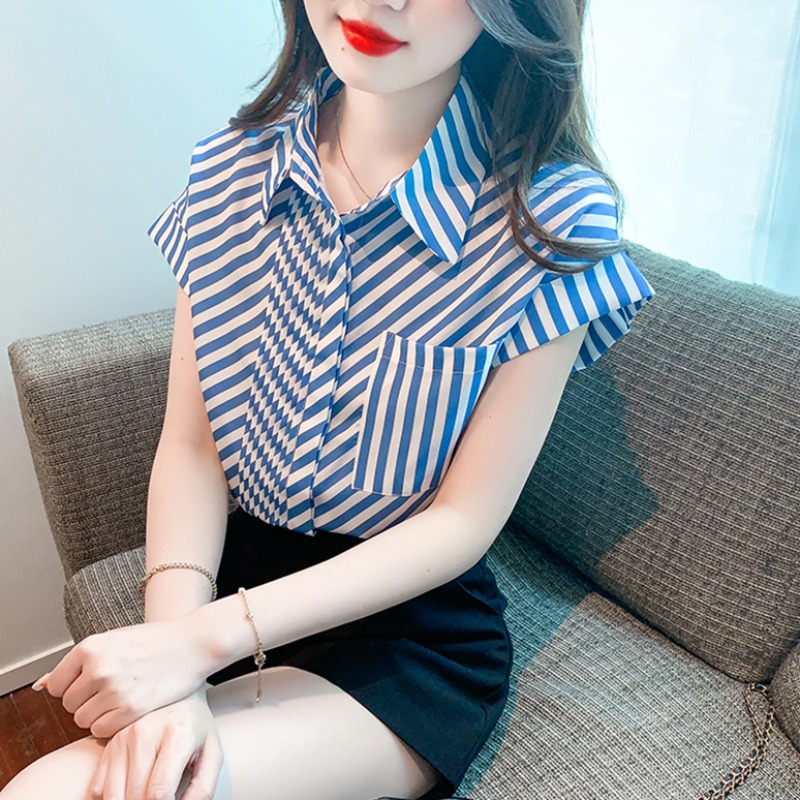 เสื้อเชิ้ตผู้หญิงแขนยาว เสื้อเชิ้ตผู้หญิงใส่ทํางาน 390 บาทต่อชิ้น ฟรีค่าจัดส่ง