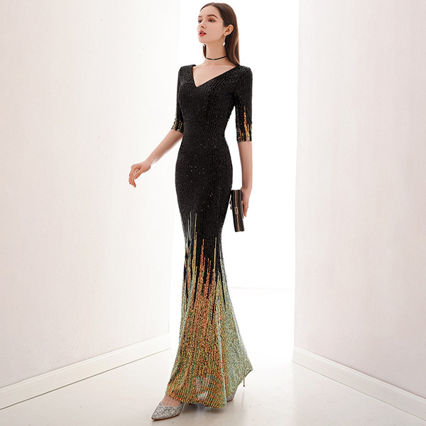 ชุดราตรี ชุดราตรีสวยหรู แบบ ทันสมัย Evening dress