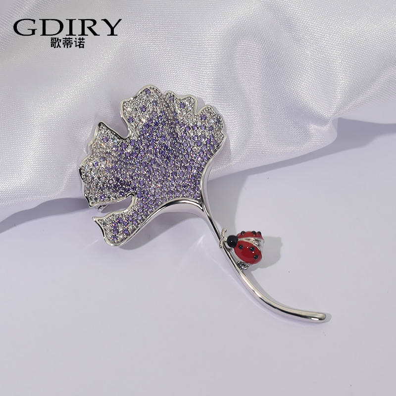 เข็มกลัด เข็มกลัดสวยๆ เข็มกลัดติดเสื้อ Brooch