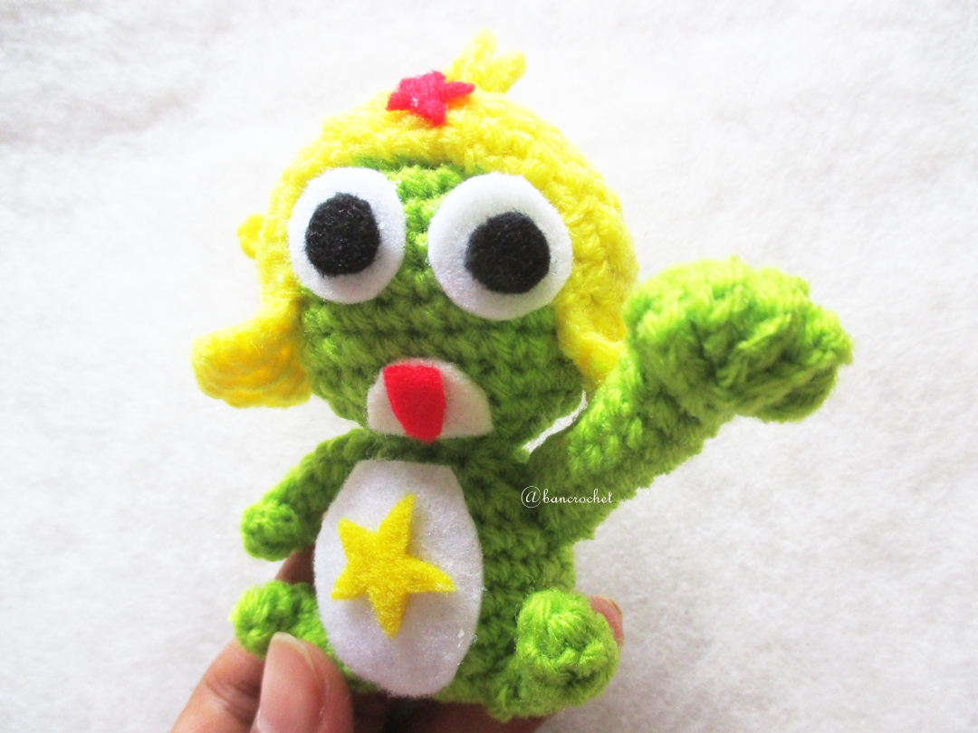 พวงกุญแจโคโรโระถักไหมพรม ขนาด 4 นิ้ว kororo crochet keychain 4 inch