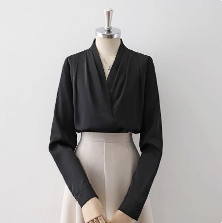 เสื้อสีดำสุภาพ เรียบหรู ดูดี เหมาะกับทุกโอกาส | เสื้อผู้หญิงสุภาพ