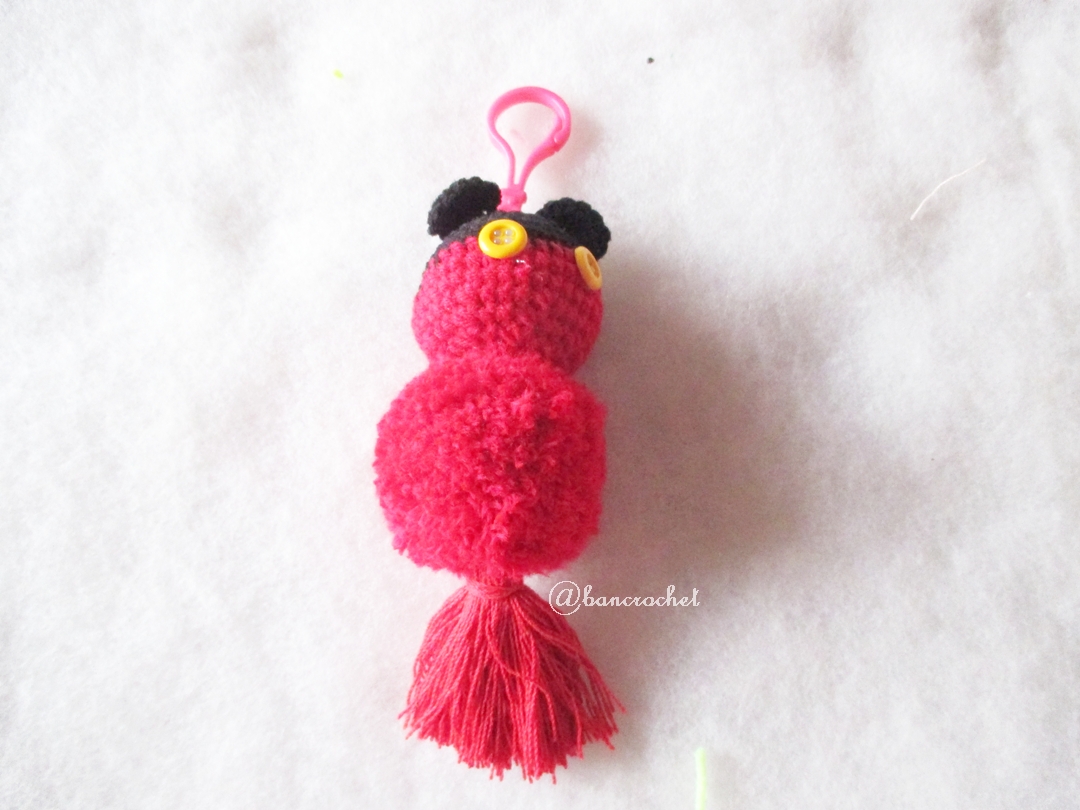 พวงกุญแจปอมปอมมิกกี้เม้าส์ pompoms mickey crochet keychain