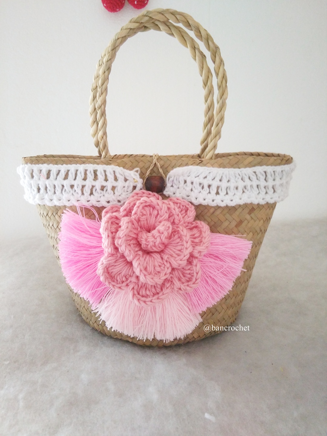 กระเป๋าสานกระจูดประดับดอกไม้ grajood basket weave bags ธรรมชาติ 7*10*7*12 นิ้ว