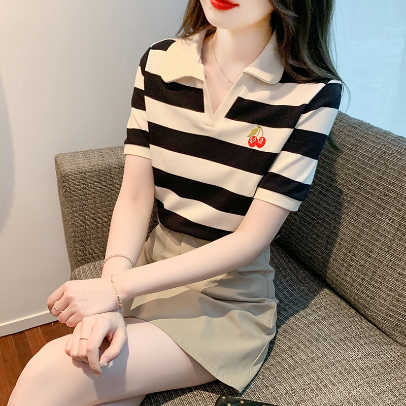 เสื้อผ้าวัยรุ่นเกาหลี เสื้อยืดวัยรุ่นผู้หญิง มีขนาด S M L XL
