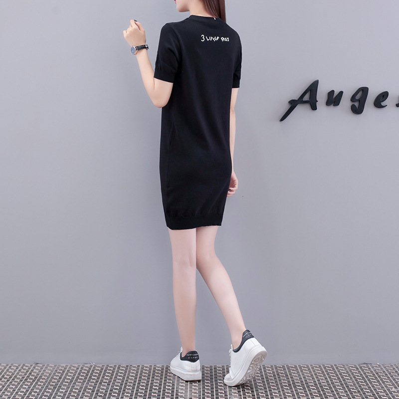 Dress4576 เดรสไหมพรมแขนสั้นสีพื้นดำแต่งลาย Pig ผ้าไหมพรมถักเนื้อนุ่มยืดหยุ่นสูงเนื้อหนาปานกลางใส่ได้ทุกฤดูกาล งานสวยใส่ง่ายน่ารักมาก
