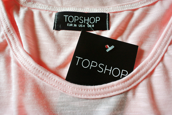 เสื้อยืดแขนกุดtopshop