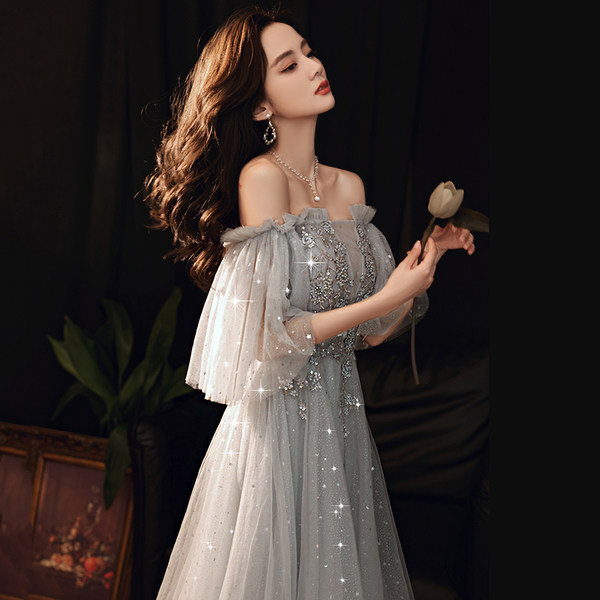 ชุดราตรี ชุดราตรีสวยหรู แบบ ทันสมัย Evening dress