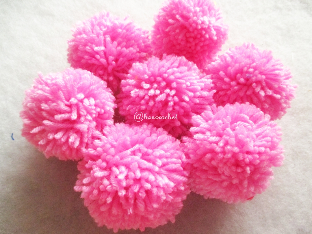 ปอมปอมไหมพรมสีชมพูหวาน ขนาด 2 นิ้ว pompoms crochet